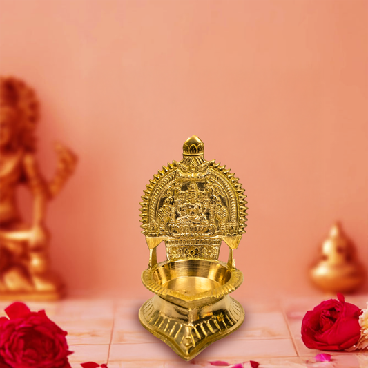 Brass Kamatchi Velakku-Mini (Pital Kamakshi Deepak Chota)