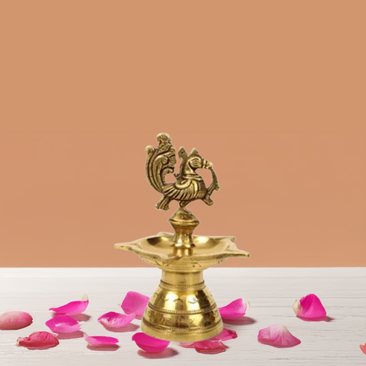 अन्नम पांच मुखी पीतल दीया