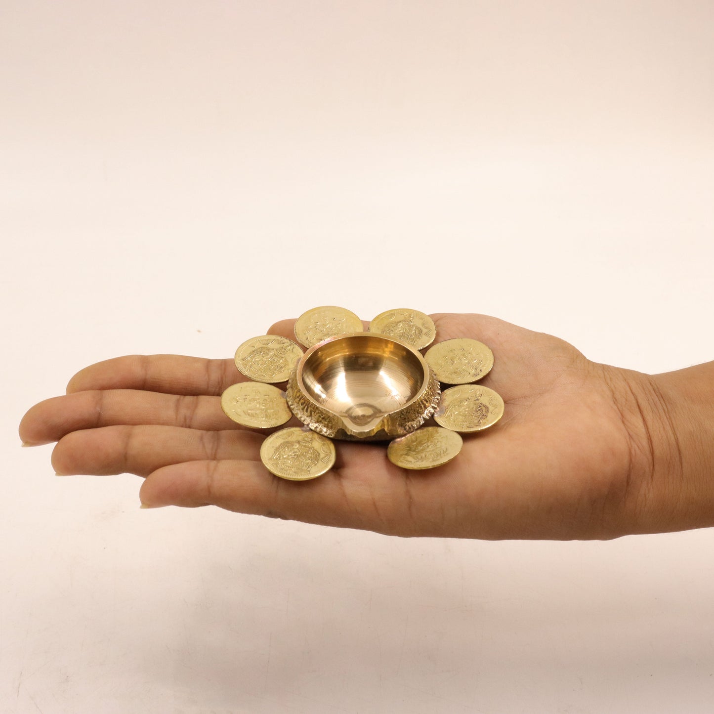 8 Coin Kuber Diya (Pital Aath Sikka Dhanpati Deepak)
