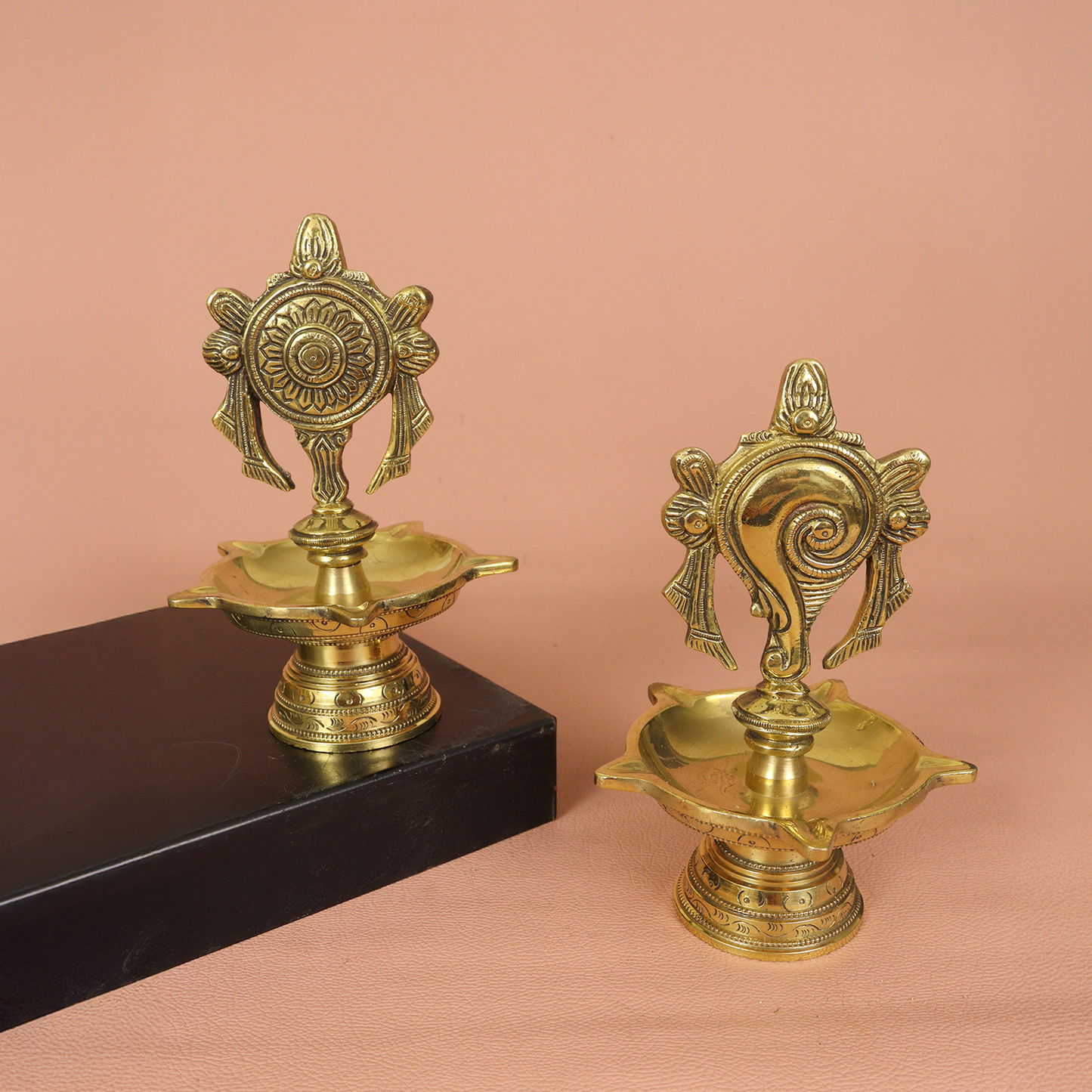 Shanku Chakra 5-Face Lamp