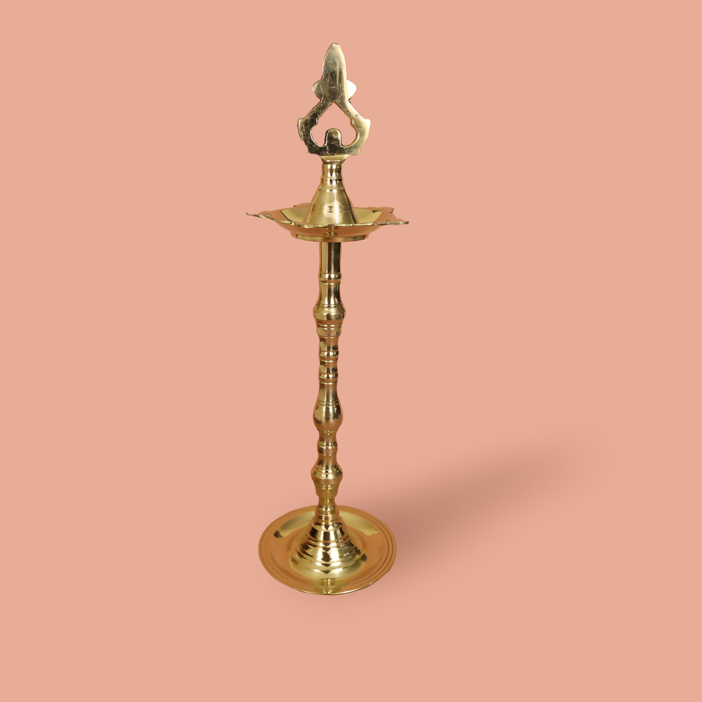लक्ष्मी पीतल मंदिर दीया
