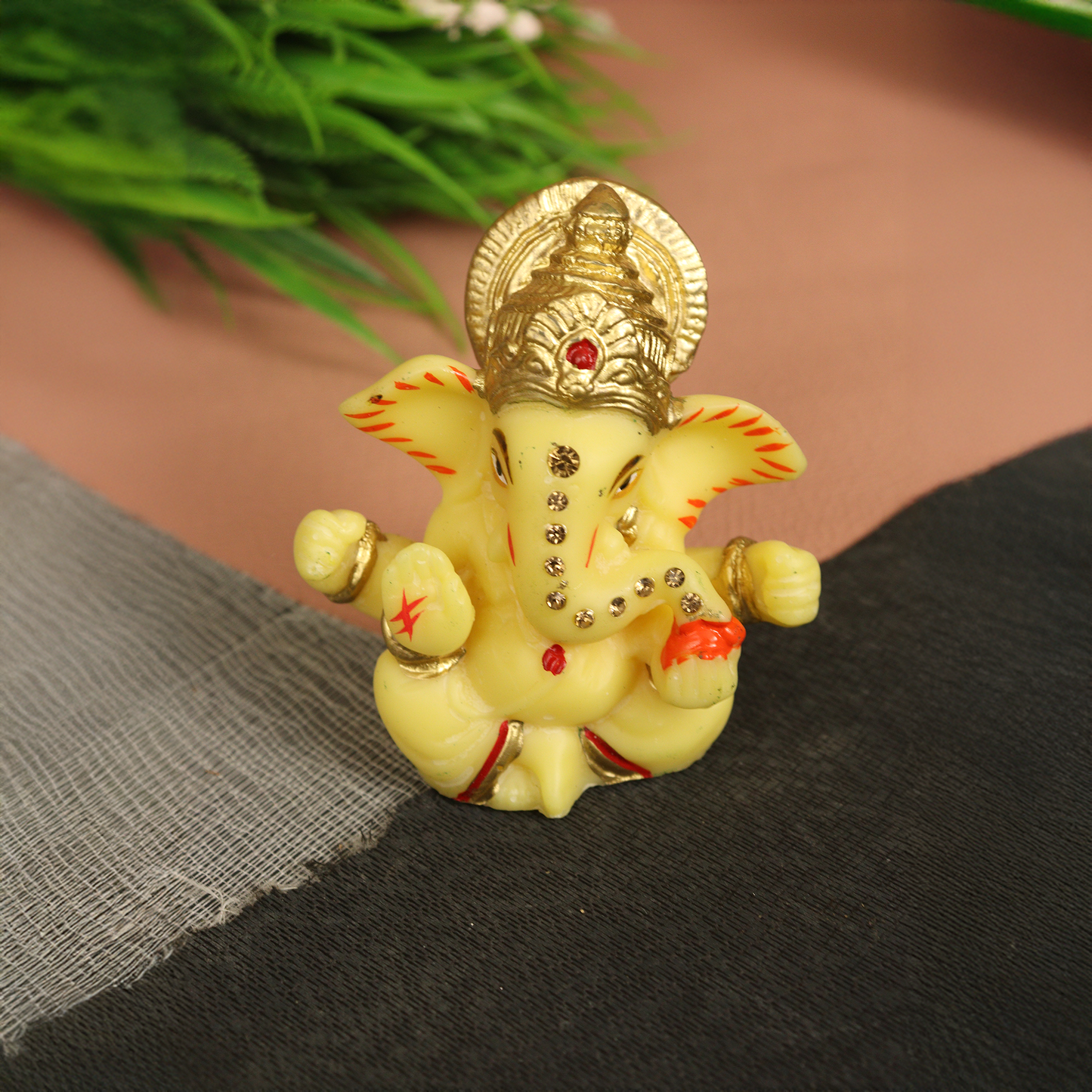 Medium Crown Ganesh Dashboard Idol