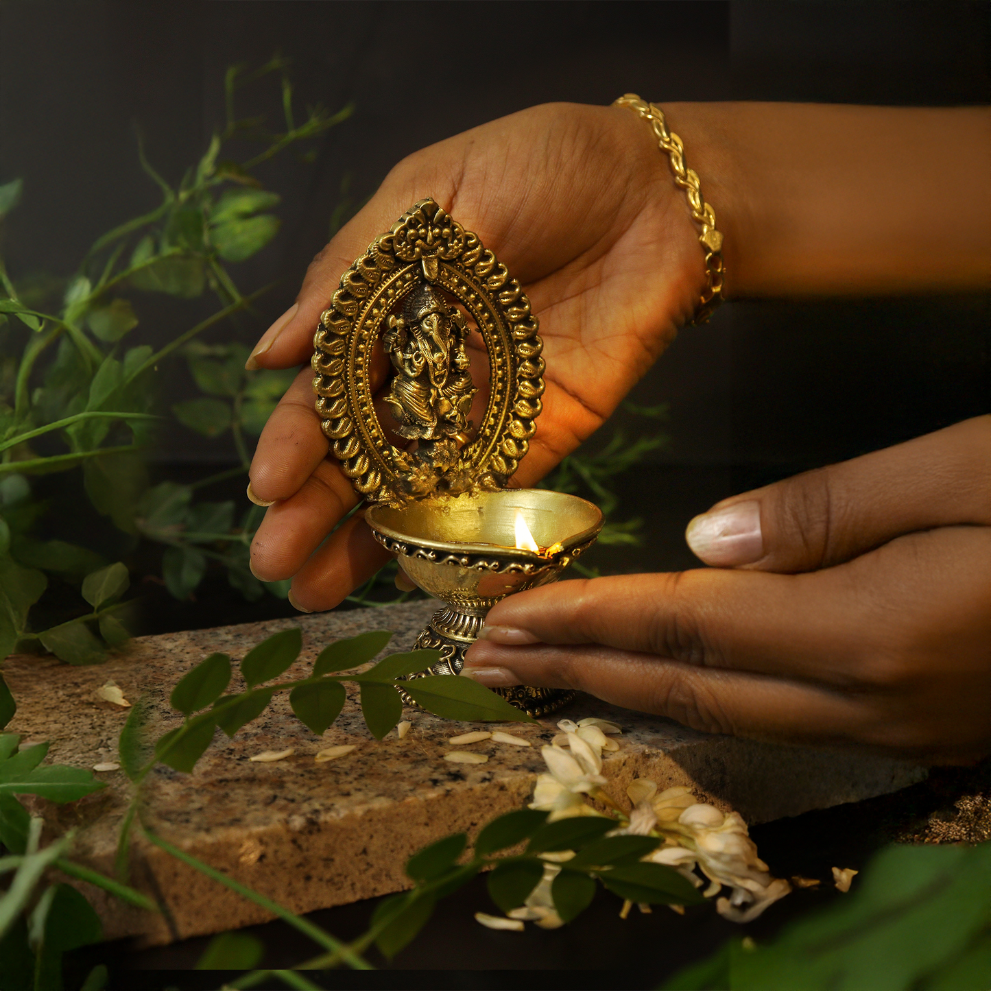 Brass Unique Ganesha Diya (Pital Anokha Vinayak Deepak)