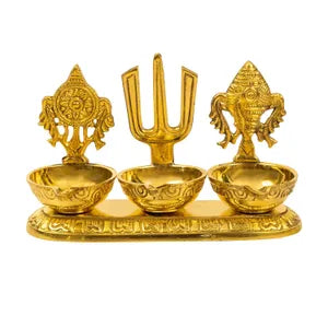 नमः शंगु चक्र कुबेर दियो