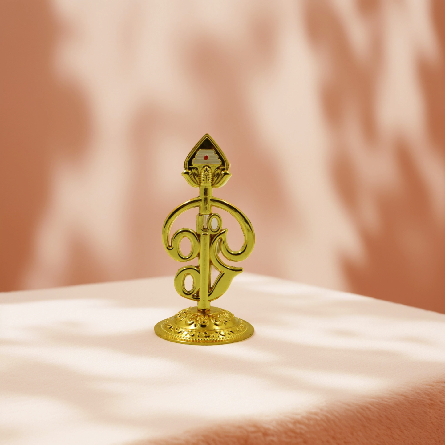Om Vel Gold