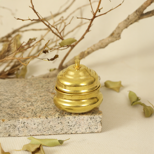 मिनी पीतल कुमकुम धारक