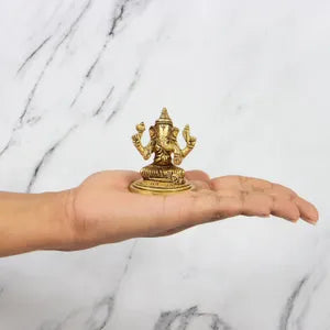 गोल्डन प्रीमियम प्लेटेड गणेश प्रतिमा