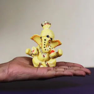 बड़ी थलापा गणेश डैशबोर्ड मूर्ति