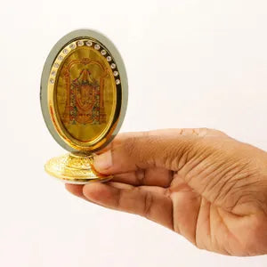 ओवल पेरुमल कार डैशबोर्ड मूर्ति
