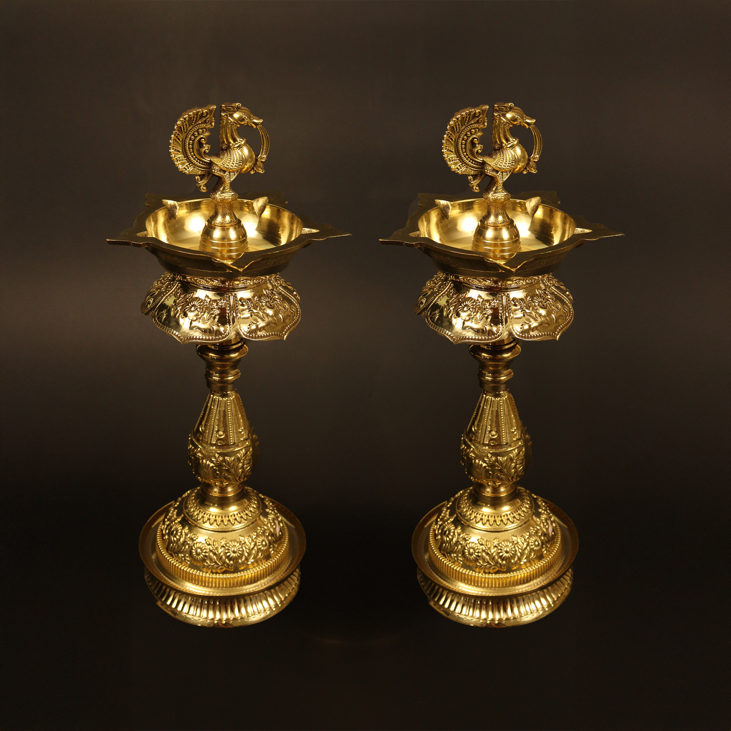 Brass Mahalakshmi Kuthu Vilakku (Pital Maha Laxmi Deepak)