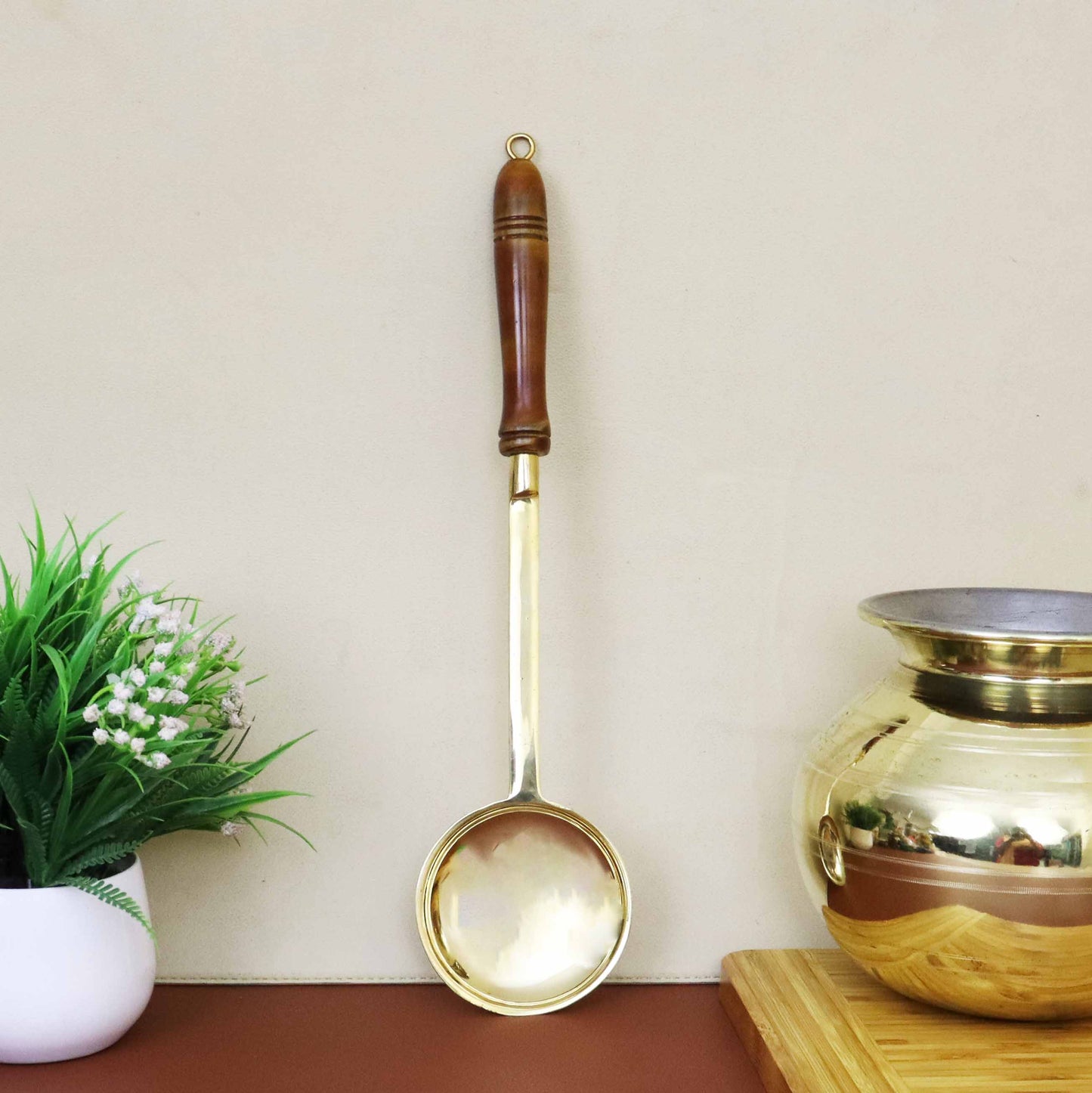 Brass Cutlary Wooden Handle-Round Karandi