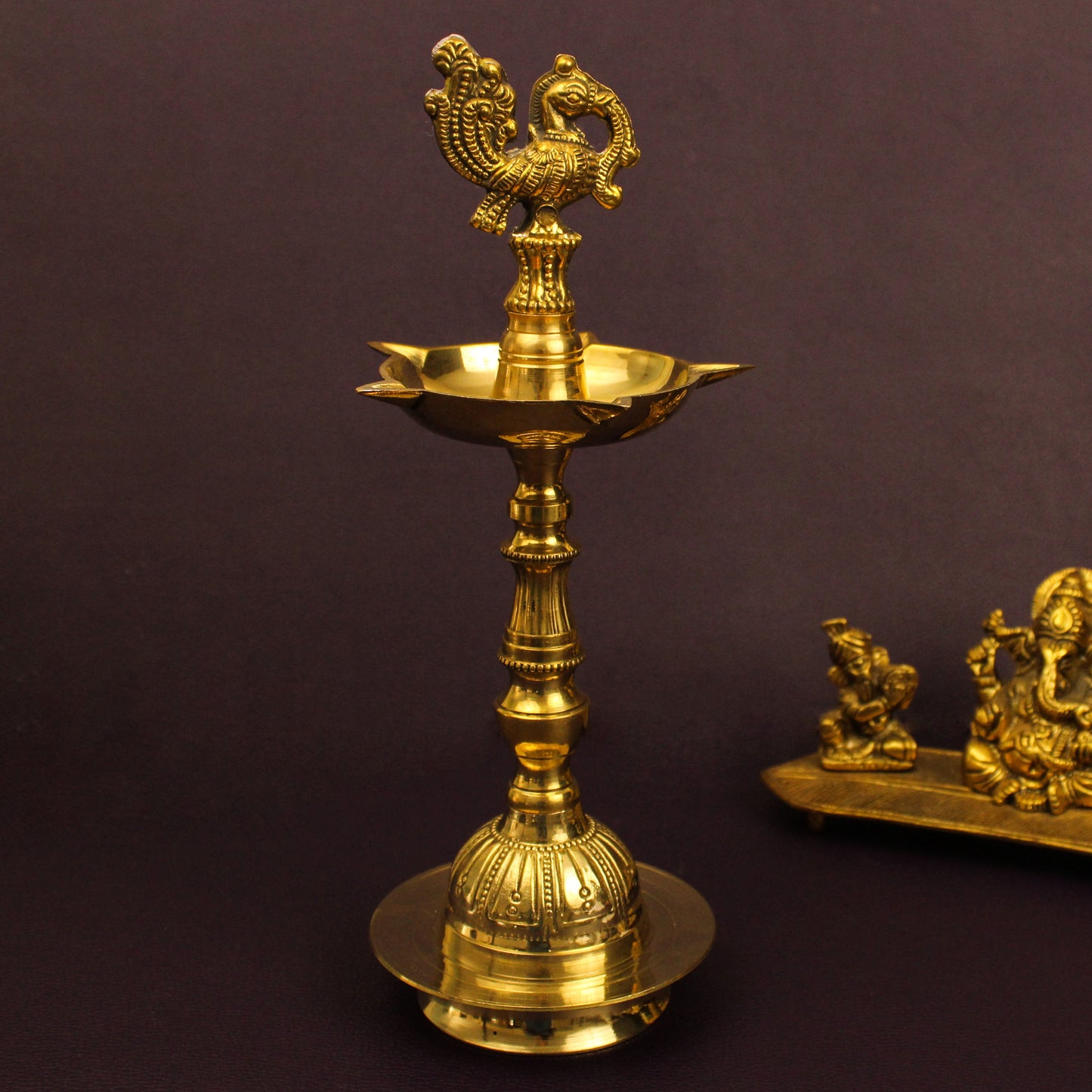 Brass KV Annam - Medium (Pital KV Anna Deepak)