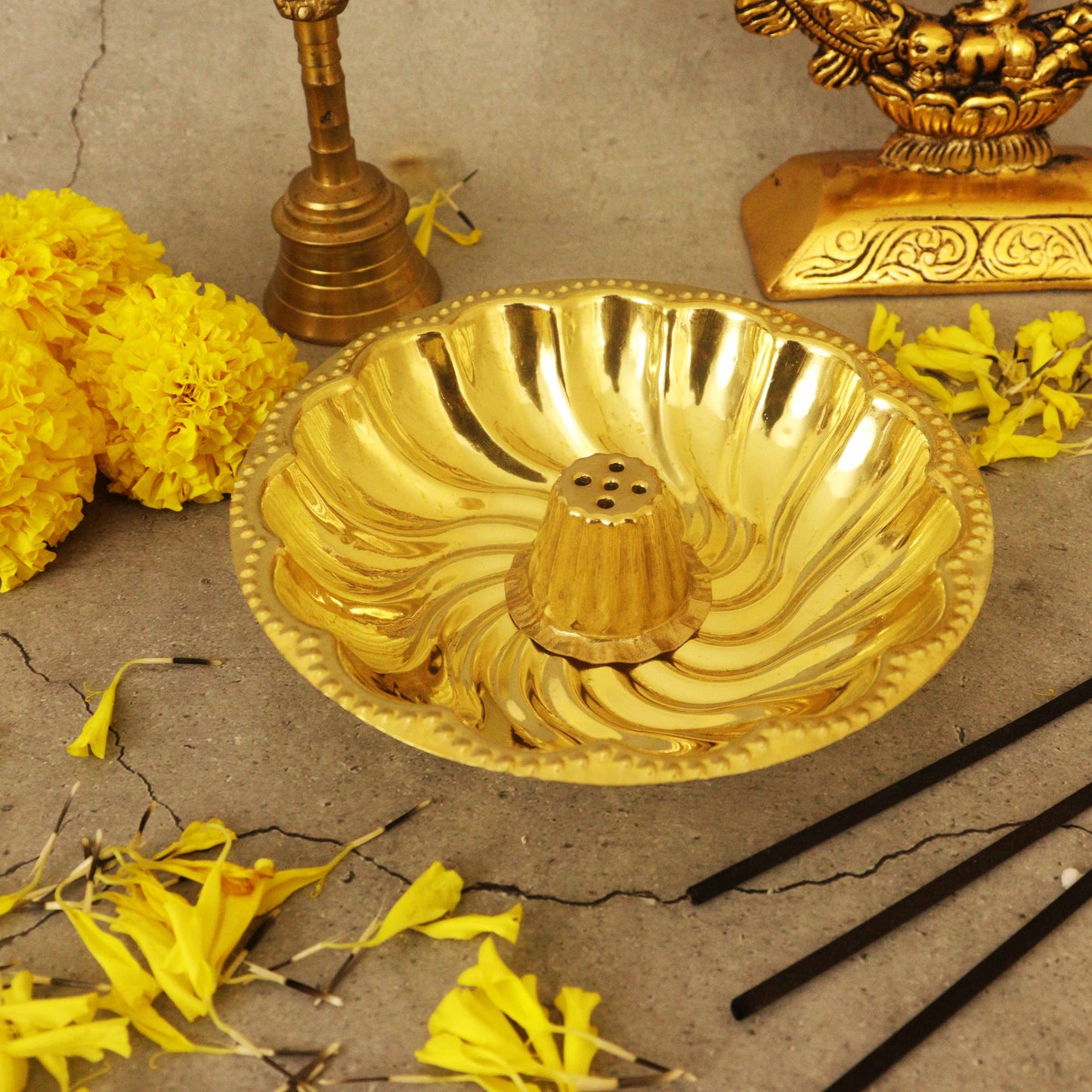 Brass Lotus Pipe Agarbathi