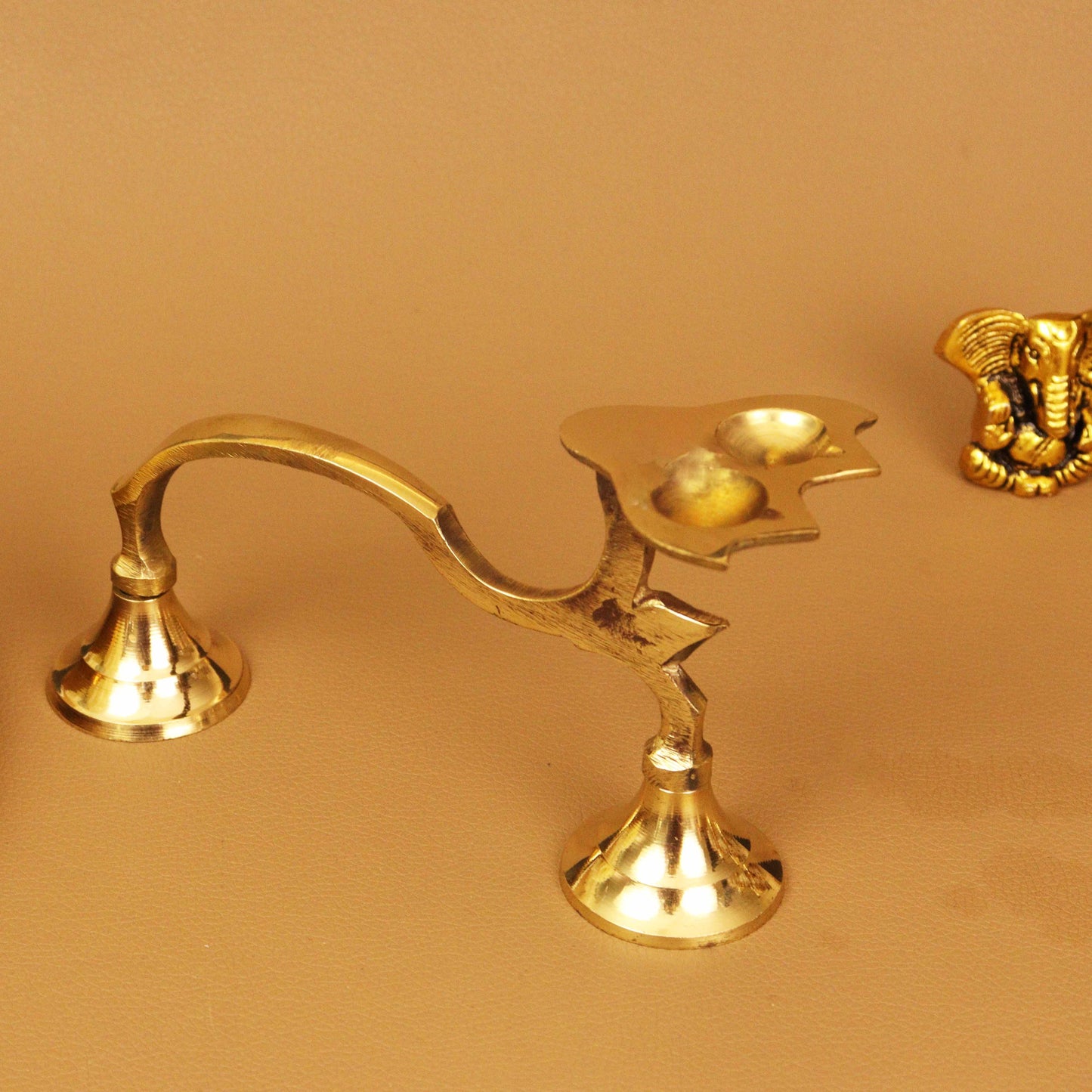 Karpoor Aarti Two Face Diya (0.200 gm) (Pital Kapoor Do Mukh Deepak)