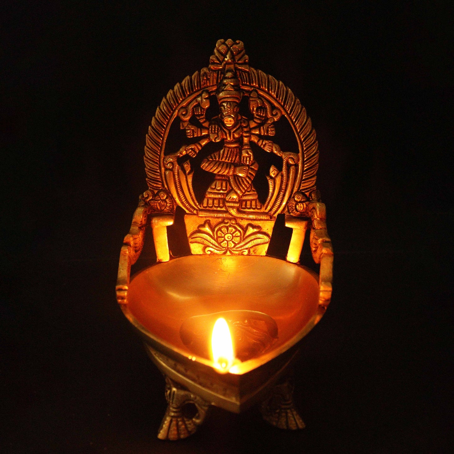 Brass Antique Varahi Vilaku (1.390 gm) (Pital Prachin Varahi Deepak)