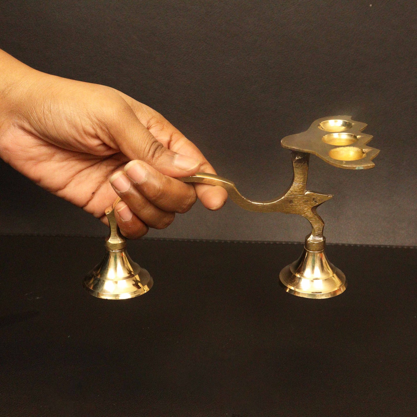Karpoor Aarti Three Face Diya (0.230 gm) (Pital Kapoor Teen Mukh Deepak)