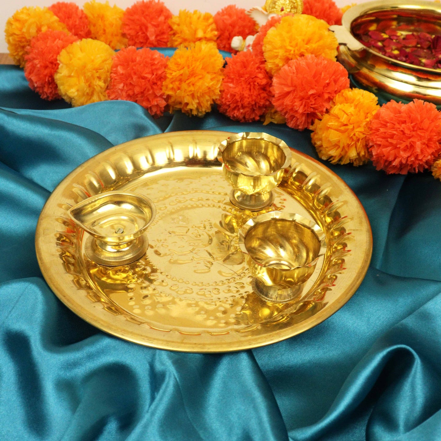 Ganesh Aarti Size-9 (2 Bowl, 1 Diya) (Pital Vinayak Aarti Set)