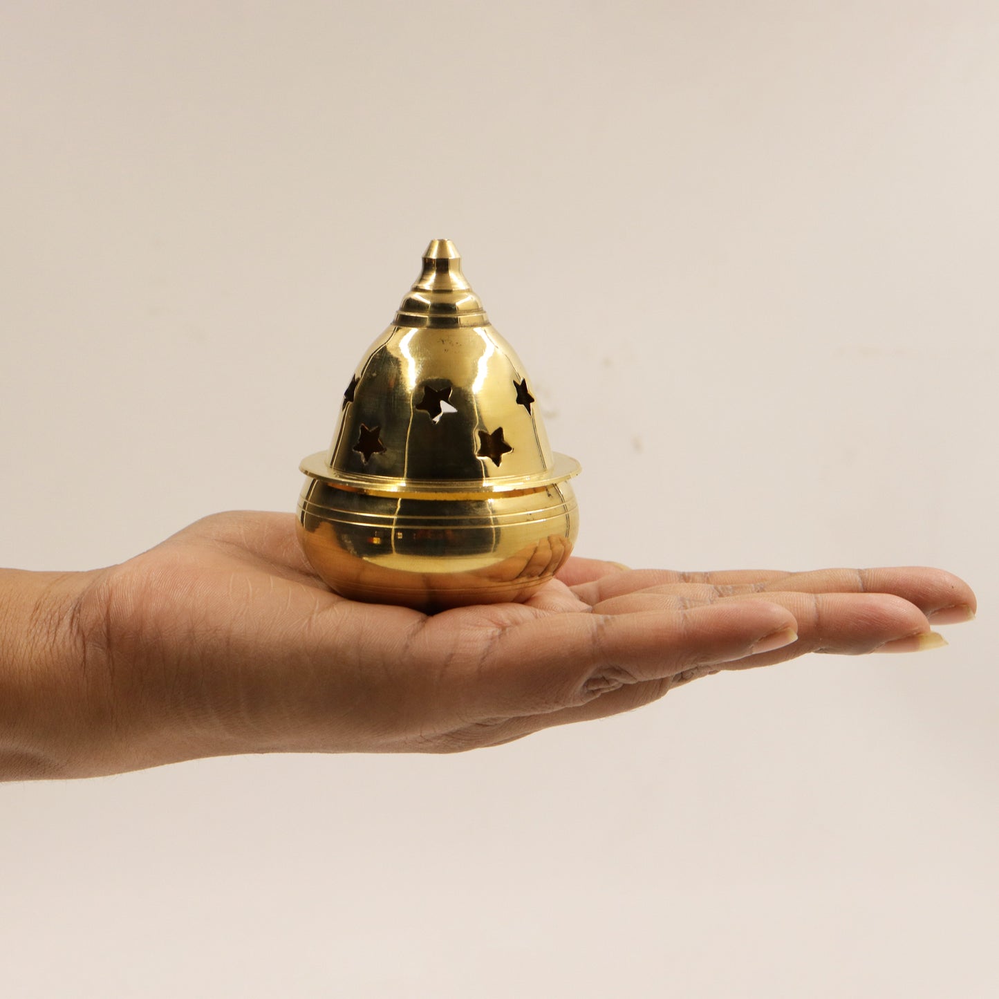 Brass Akhand Diya-Big (Pital Akhand Deepak Bada / Continuous Lamp)