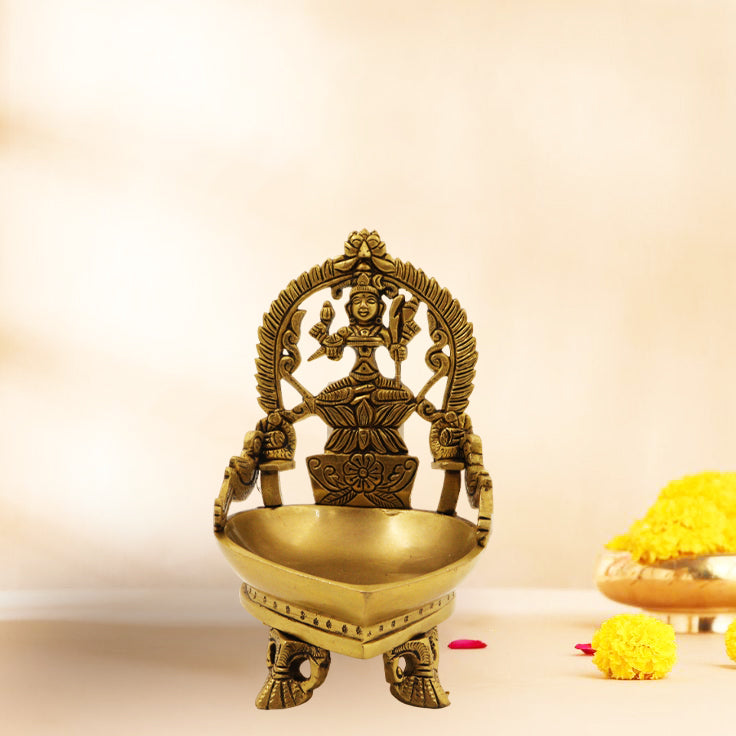 Brass Antique Kanchi Kamatchi Diya (1.320gm) (Pital Kanchipuram Kamakshi Deepak)