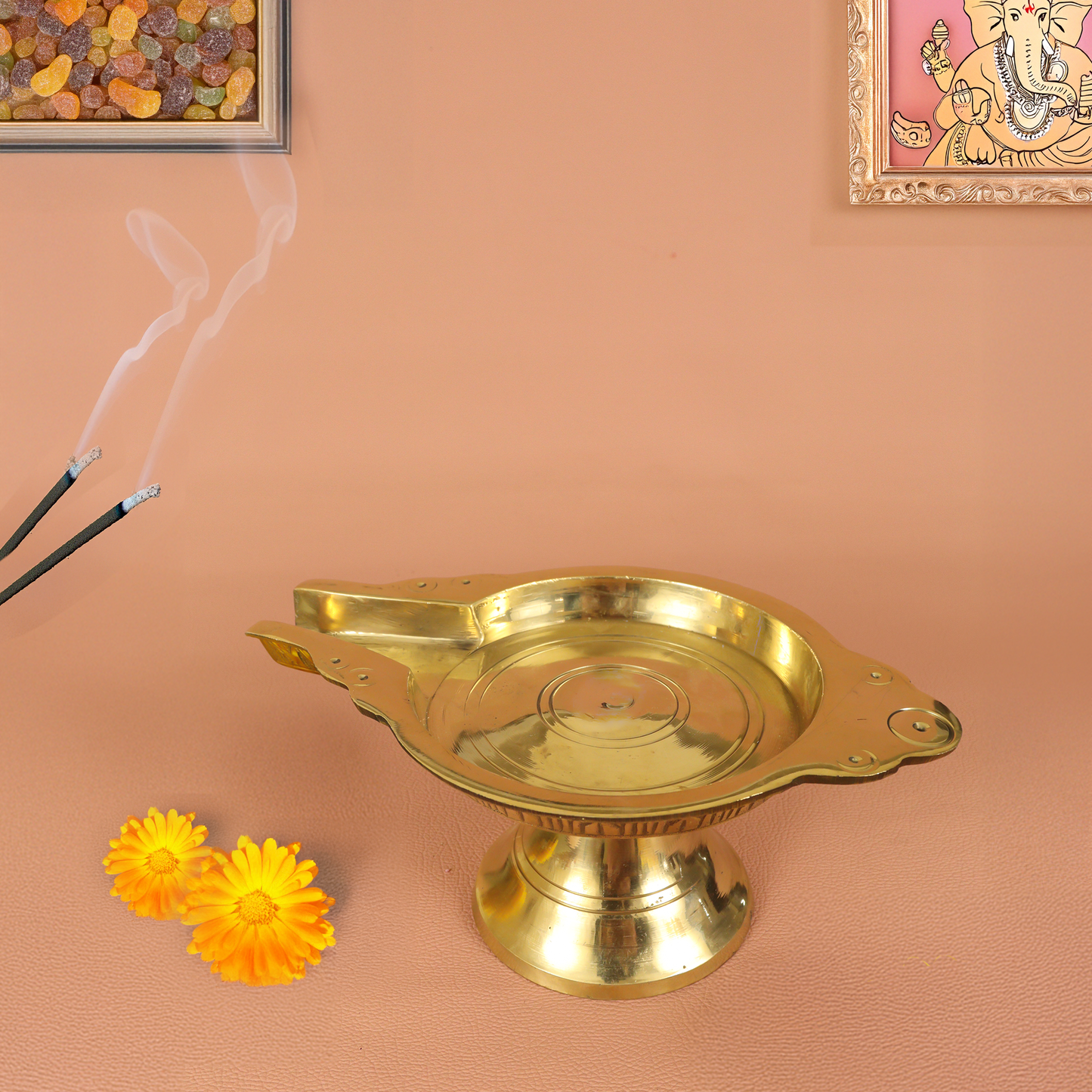 प्रीमियम सोमसूत्र पीतम मंदिर - चौकी स्टूल