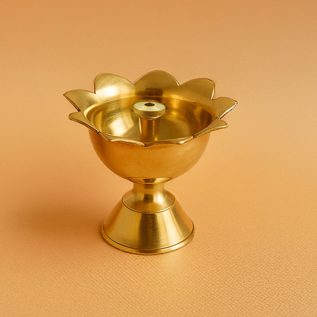 Brass Devadas Diya (Pital Devdas Deepak)