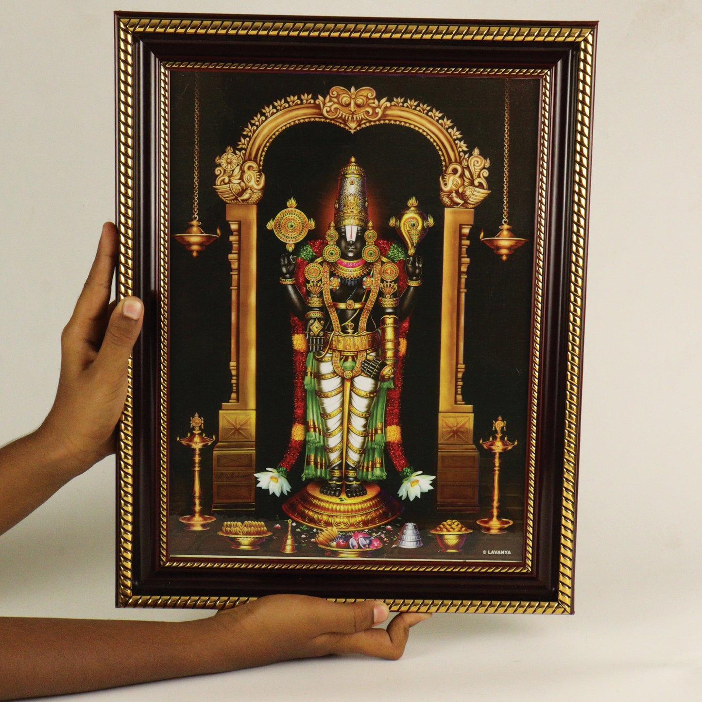 Djuize PlasticGold God photo frame perumal model-2