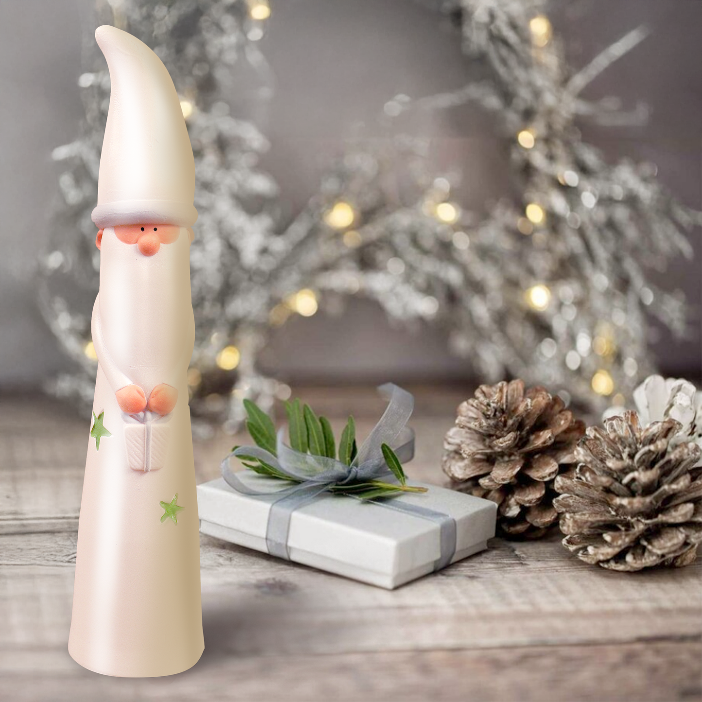 Resin White Santa Claus (Safed Santa Claus)
