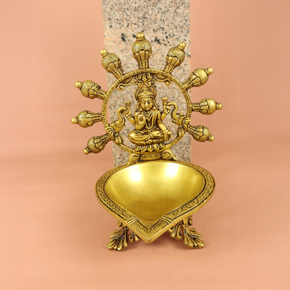 Gajalakshmi Kamatchi Diya