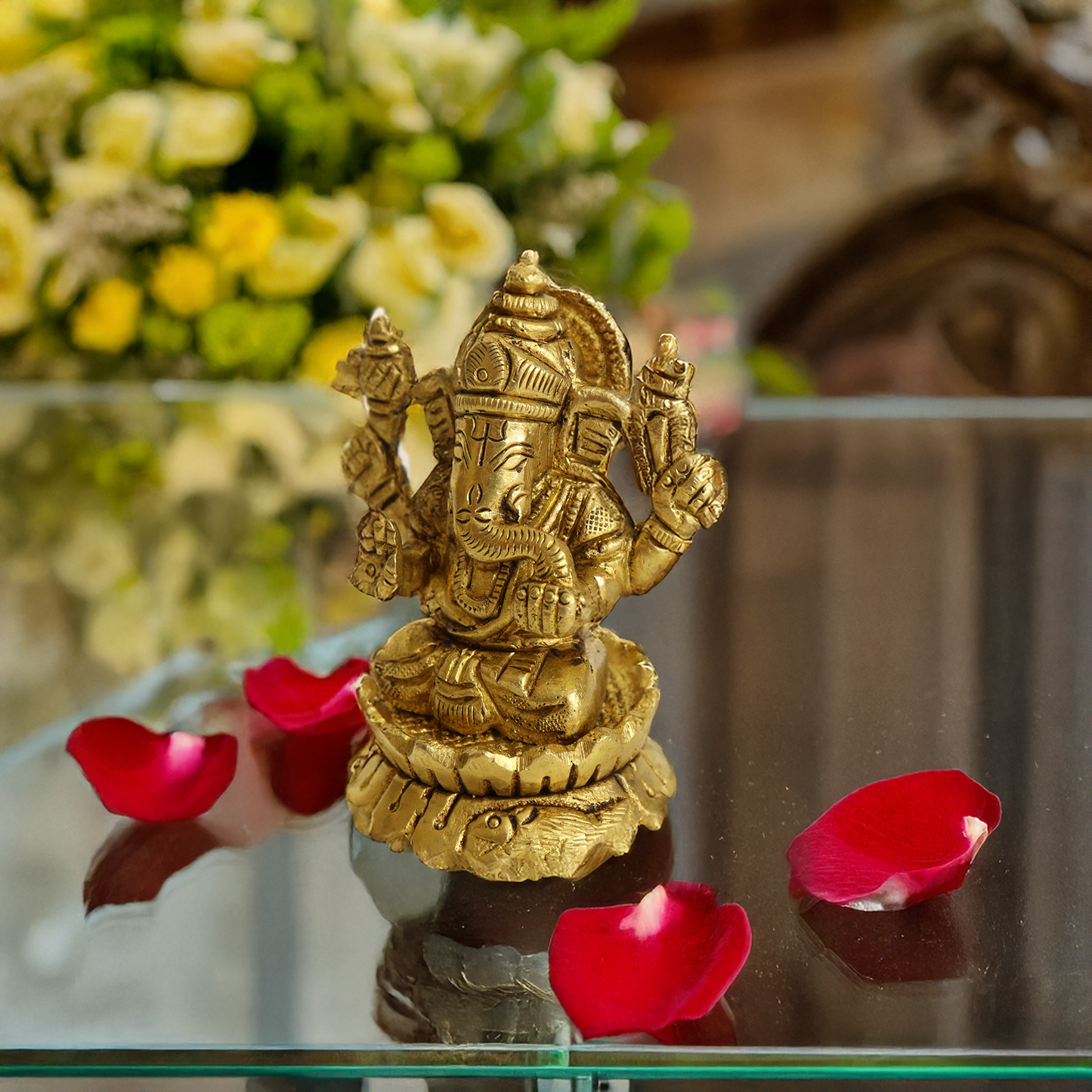 Brass Edamburi Ganesh Idol-[Weight: 216g]