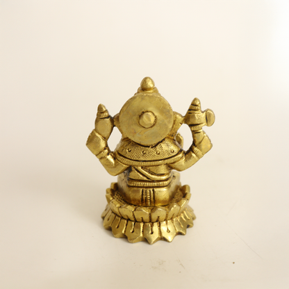 Brass Edamburi Ganesh Idol-[Weight: 216g]