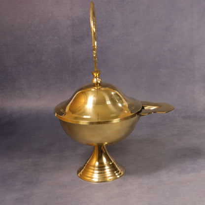 Brass OM Closed Diya-Big (Pital Aum Band Deepak Bada)