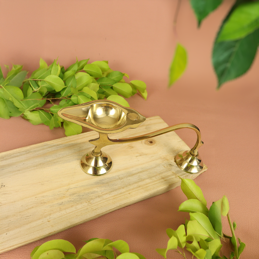 सुडौल कर्पूर धूप स्टैण्ड
