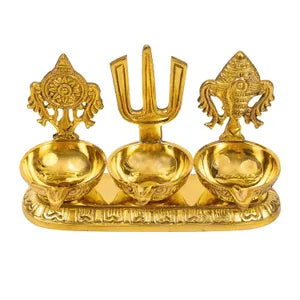 नमः शंगु चक्र कुबेर दियो