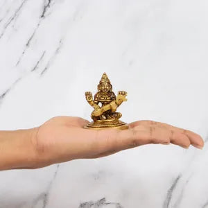 सरस्वती पीतल मंदिर मूर्ति