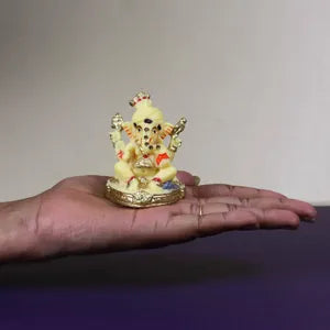छोटी थलपा गणेश डैशबोर्ड मूर्ति