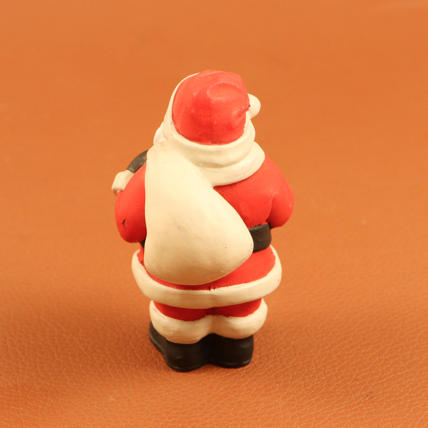 Santa with Gift (Santa Uphaar)