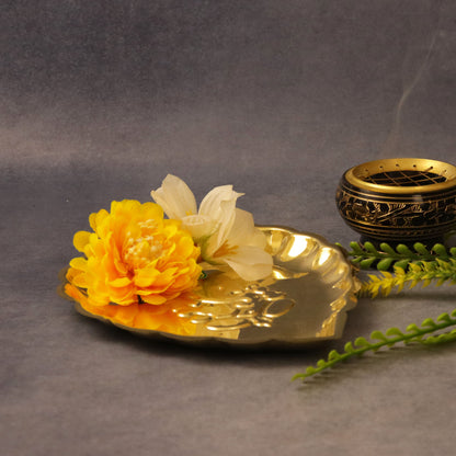 Brass Ganesha Leaf Thali (Pital Vinayak Patta Thali)