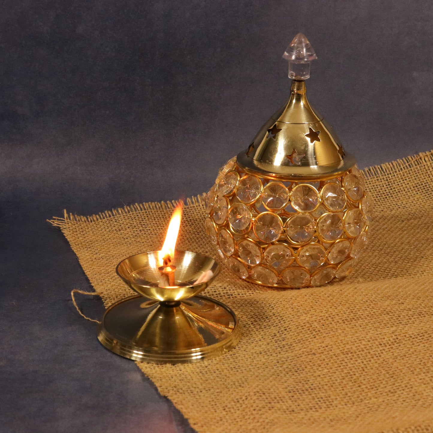 Brass Himalayan Crystal Deep (Matki No,2) (Pital Himalay Sphatik Matka Deepak)