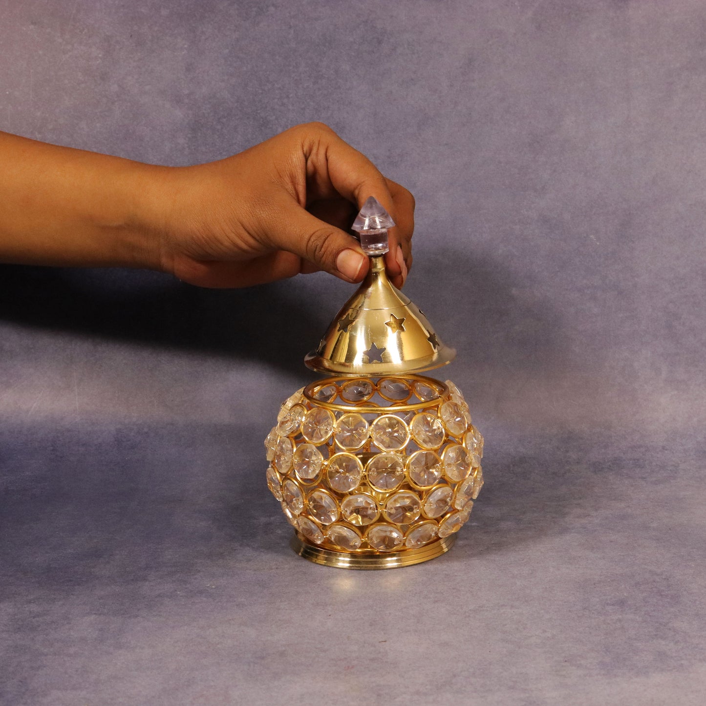 Brass Himalayan Crystal Deep (Matki No,2) (Pital Himalay Sphatik Matka Deepak)