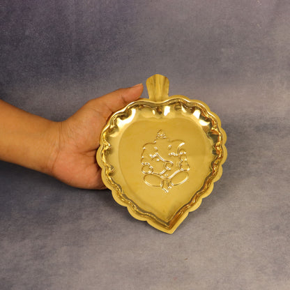 Brass Ganesha Leaf Thali (Pital Vinayak Patta Thali)