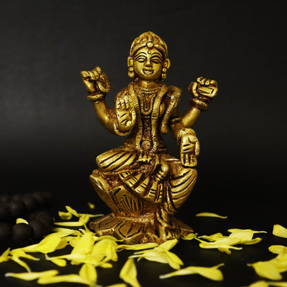 Brass Bala Tripura Sundari Idol (Pital Devi Murti)