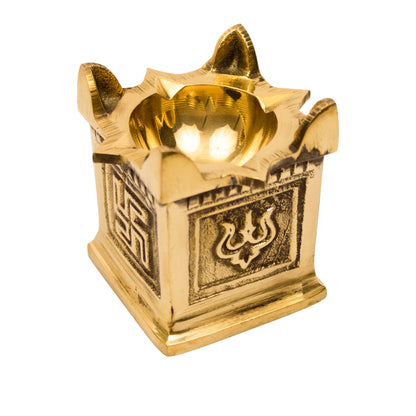 Brass Tulasi Deep Size-1 (Pital Tulsi Deepak)