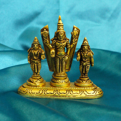 Brass Devi Namah Perumal Statue (Pital Lakshmi Vishnu Murti)