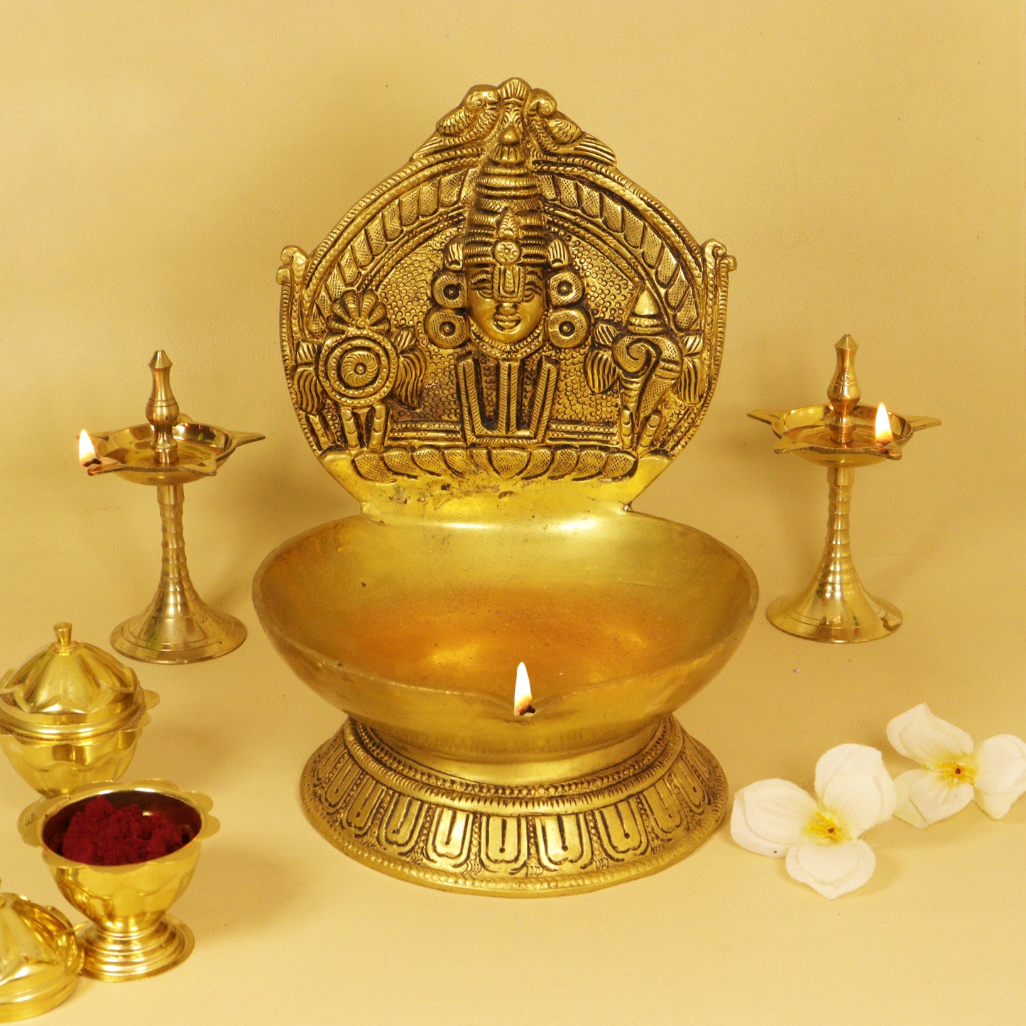 Brass Perumal Face Diya-Big (Pital Vishnu Mukh Deepak / Tirupati Balaji Diya)