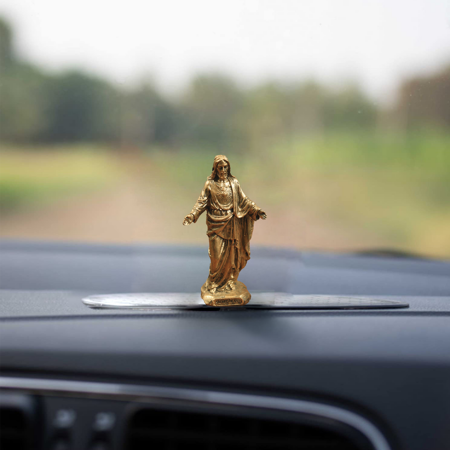 Sacred Heart of Jesus-3" inch (Yesu Pavitra Hriday)